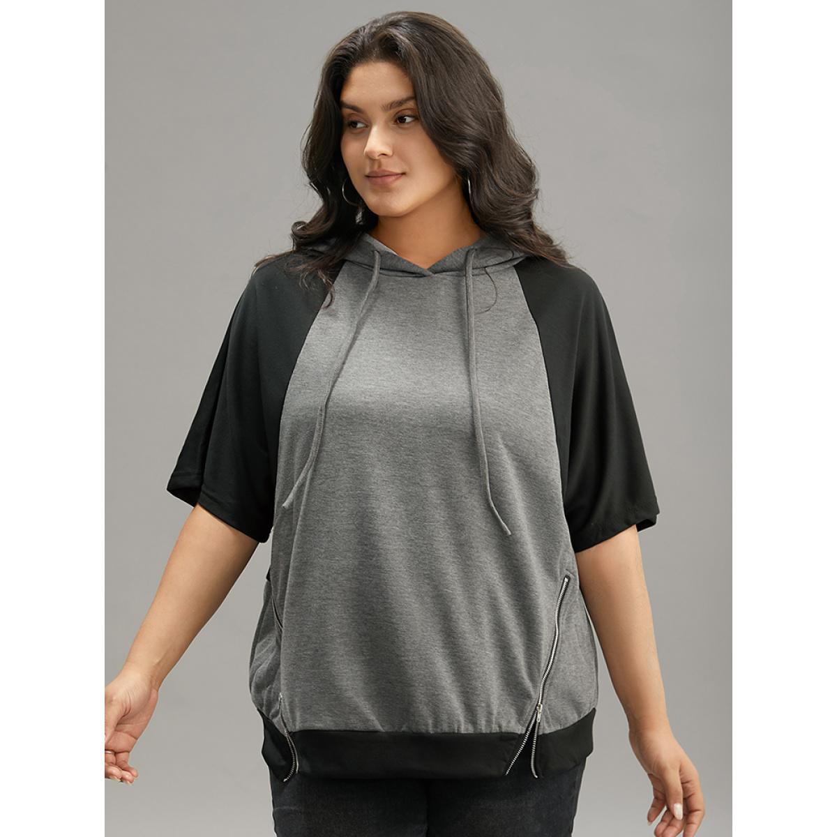 Plus Size Contrast Colorblock Hooded Zipper Detail Sweatshirt Women Gray Casual Contrast Hooded Dailywear Sweatshirts BloomChic 28/5X Product Image
