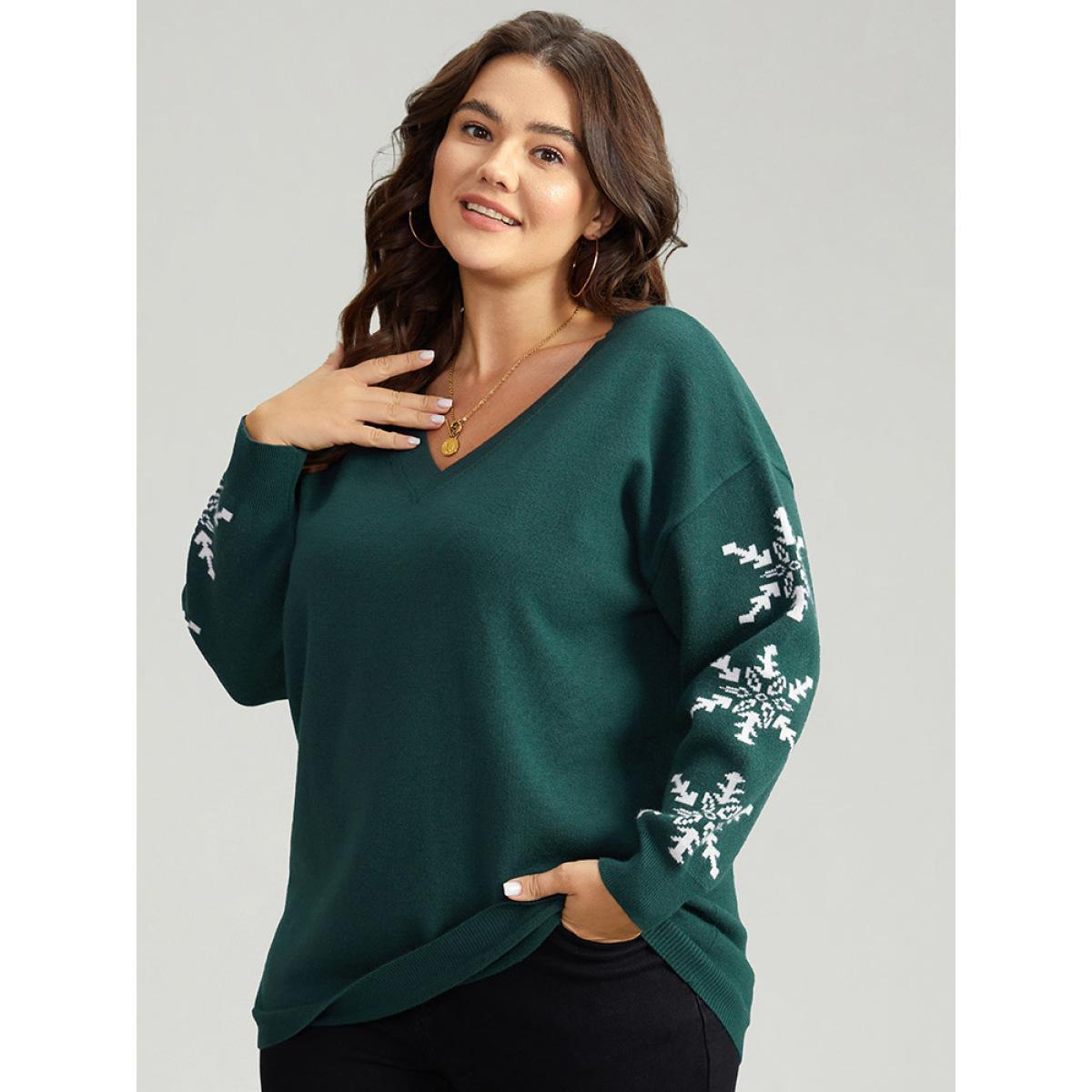 Plus Size Supersoft Essentials Snowflake Print V Neck Pullover DarkGreen Women Casual Loose Long Sleeve V-neck Festival-Christmas Pullovers BloomChic 14-16/1X Product Image