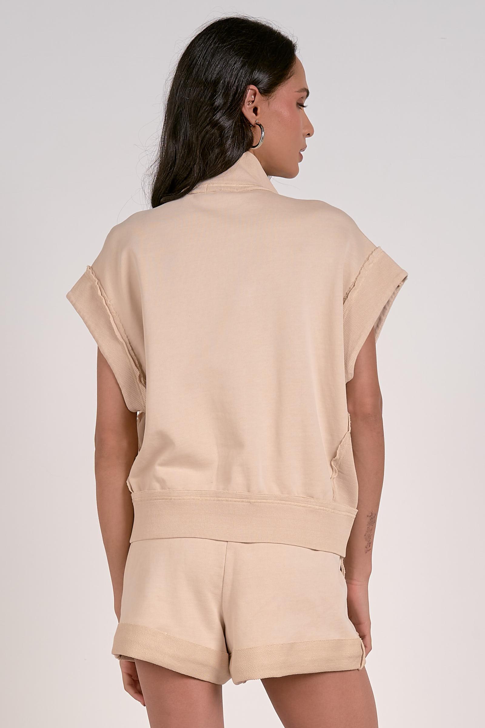 Zipper Vest Product Image