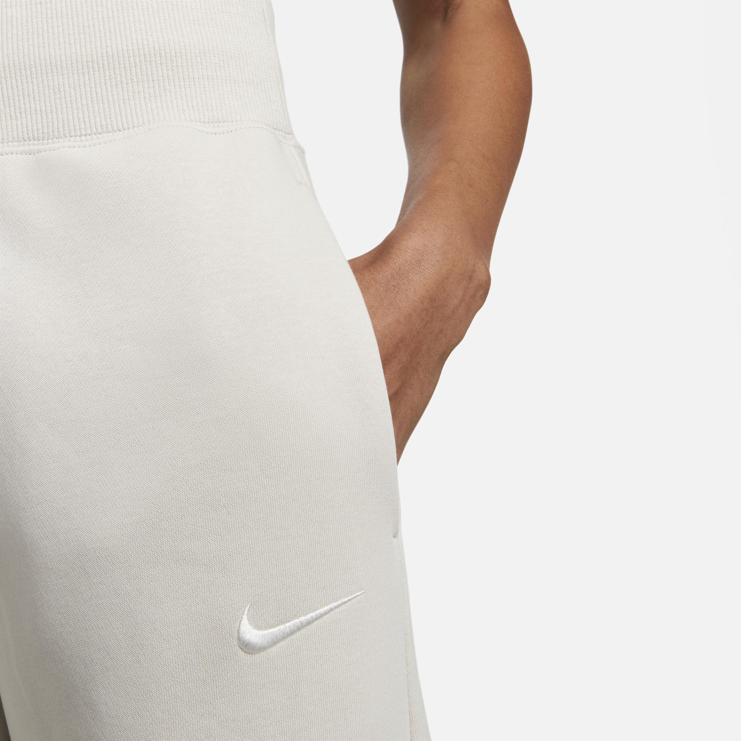 Women's Nike Sportswear Phoenix Fleece High-Waisted Wide-Leg Sweatpants Product Image
