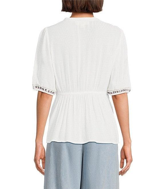 Nurture Petite Size Embroidered V-Neck Elbow Puff Sleeve Top Product Image