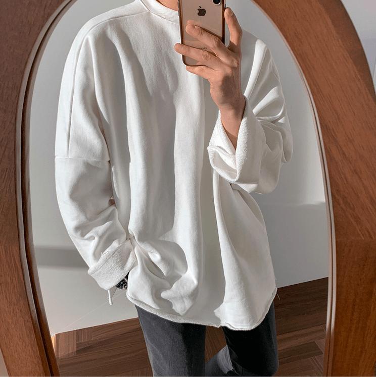RT No. 327 OVERSIZE SWEATER Product Image