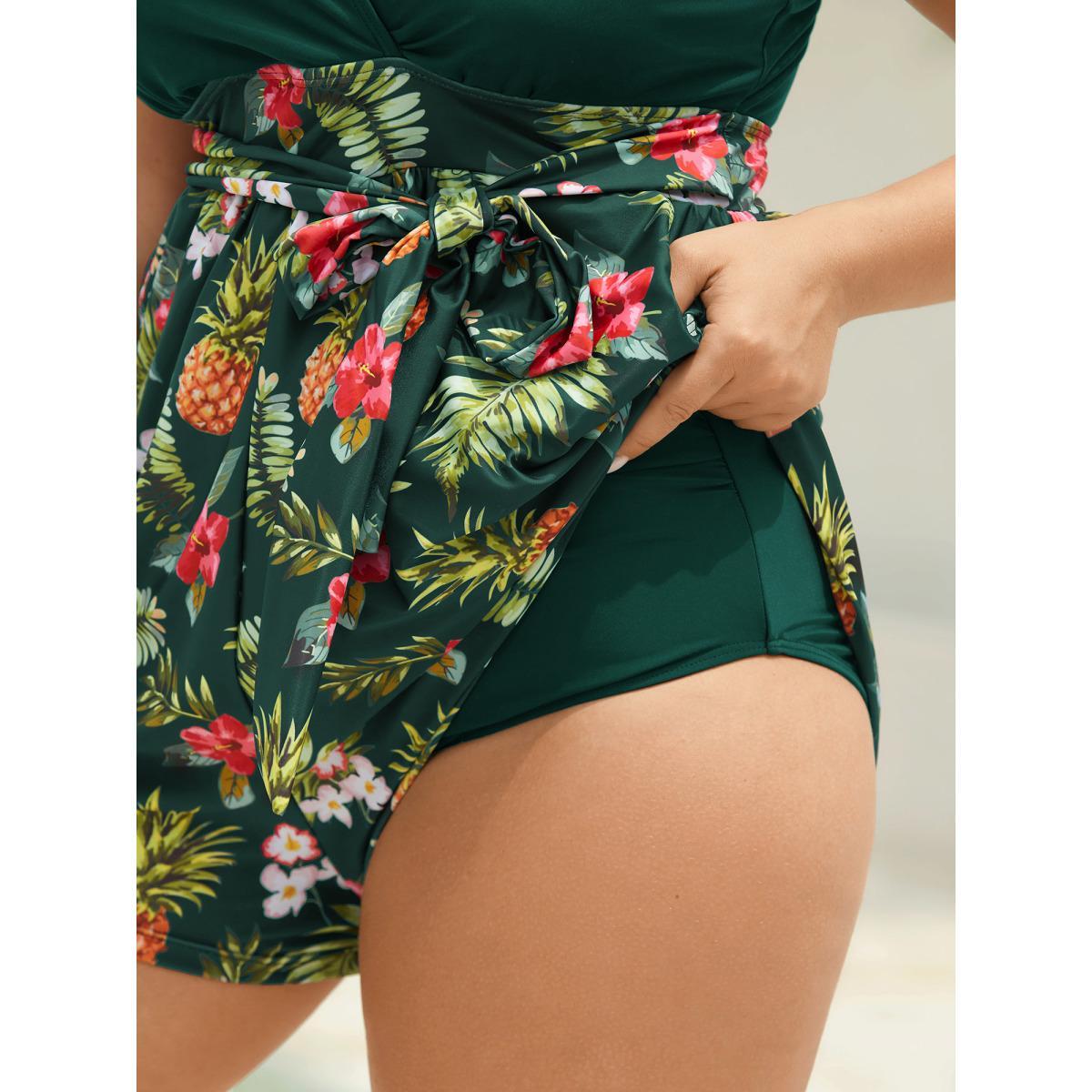 Plus Size Tropical Floral Pockets One-Piece Swimsuit Women's Swimwear Black Beach Tie knot Curve Bathing Suits High stretch One Pieces BloomChic 12/L Product Image