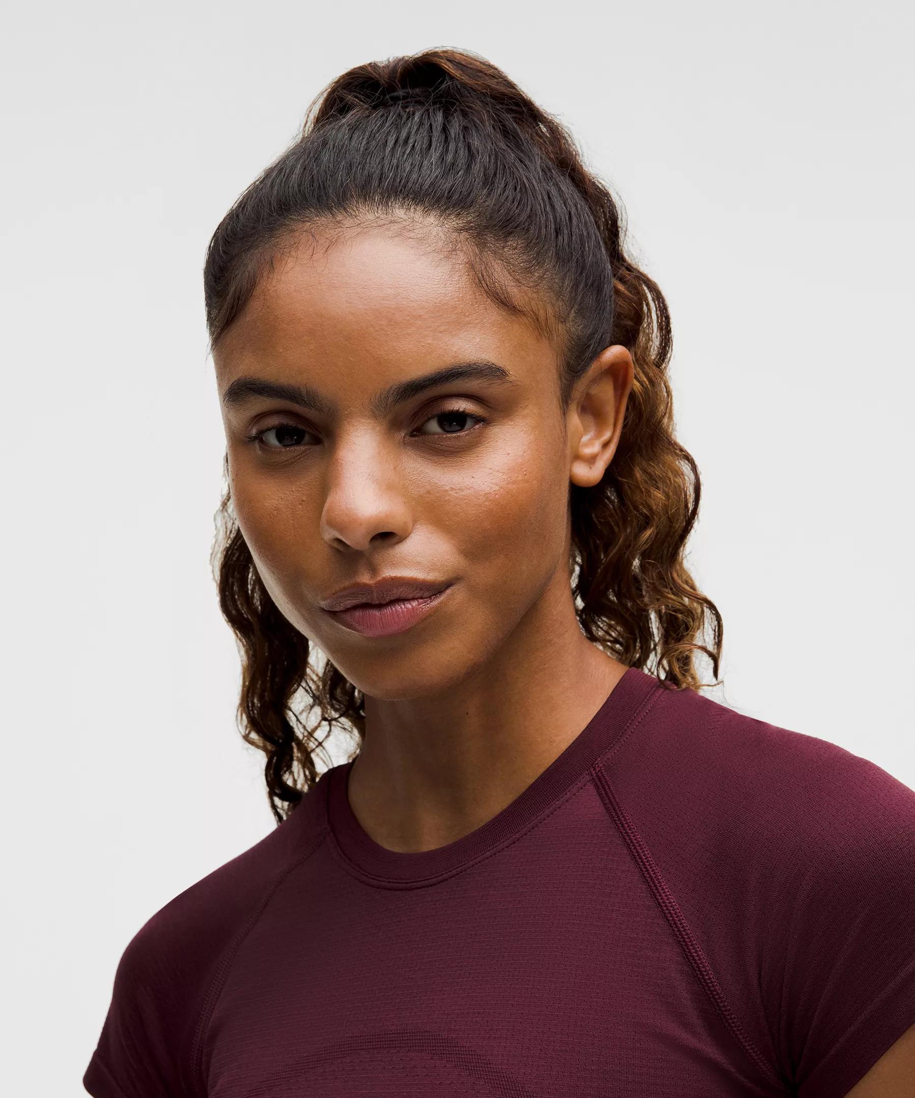 Swiftly Tech Cropped Short-Sleeve Shirt 2.0 Product Image