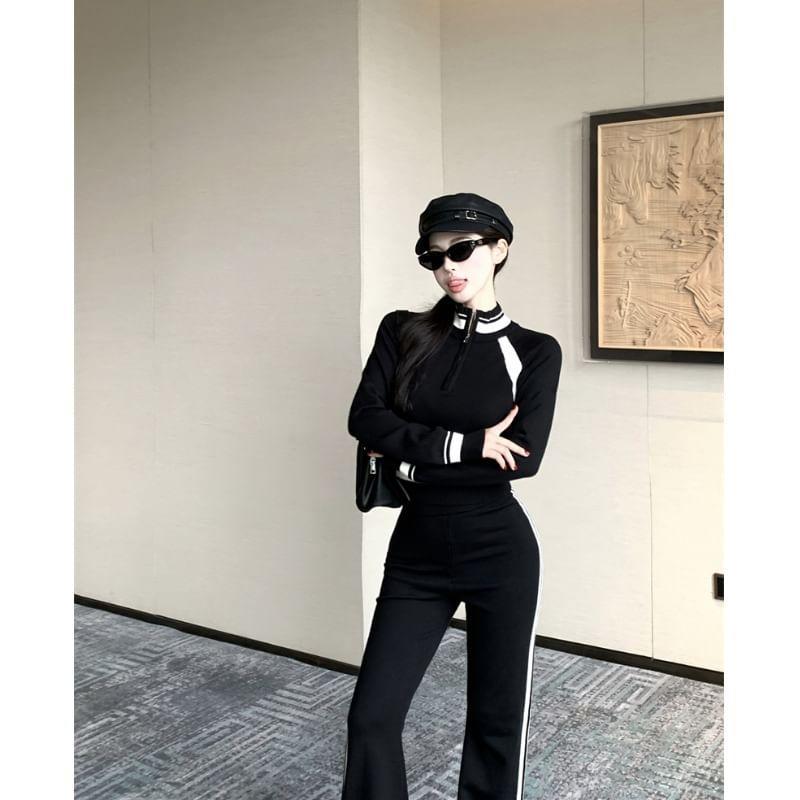 Long-Sleeve Mock Neck Two Tone Half-Zip Crop Slim Fit Tee Product Image