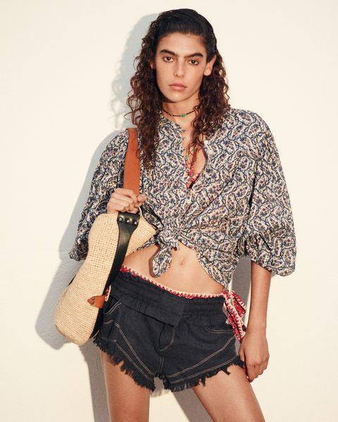 Talapiz Shorts Female Product Image