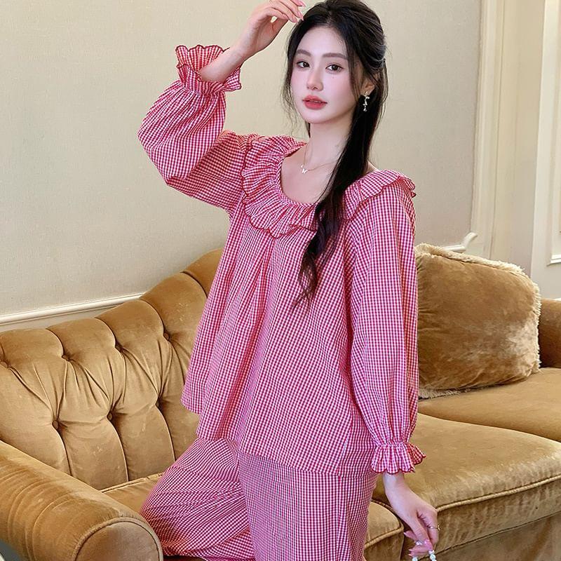 Pajamas Set: Long Sleeve Crew Neck Plaid Ruffle Blouse + Straight Leg Pants Product Image