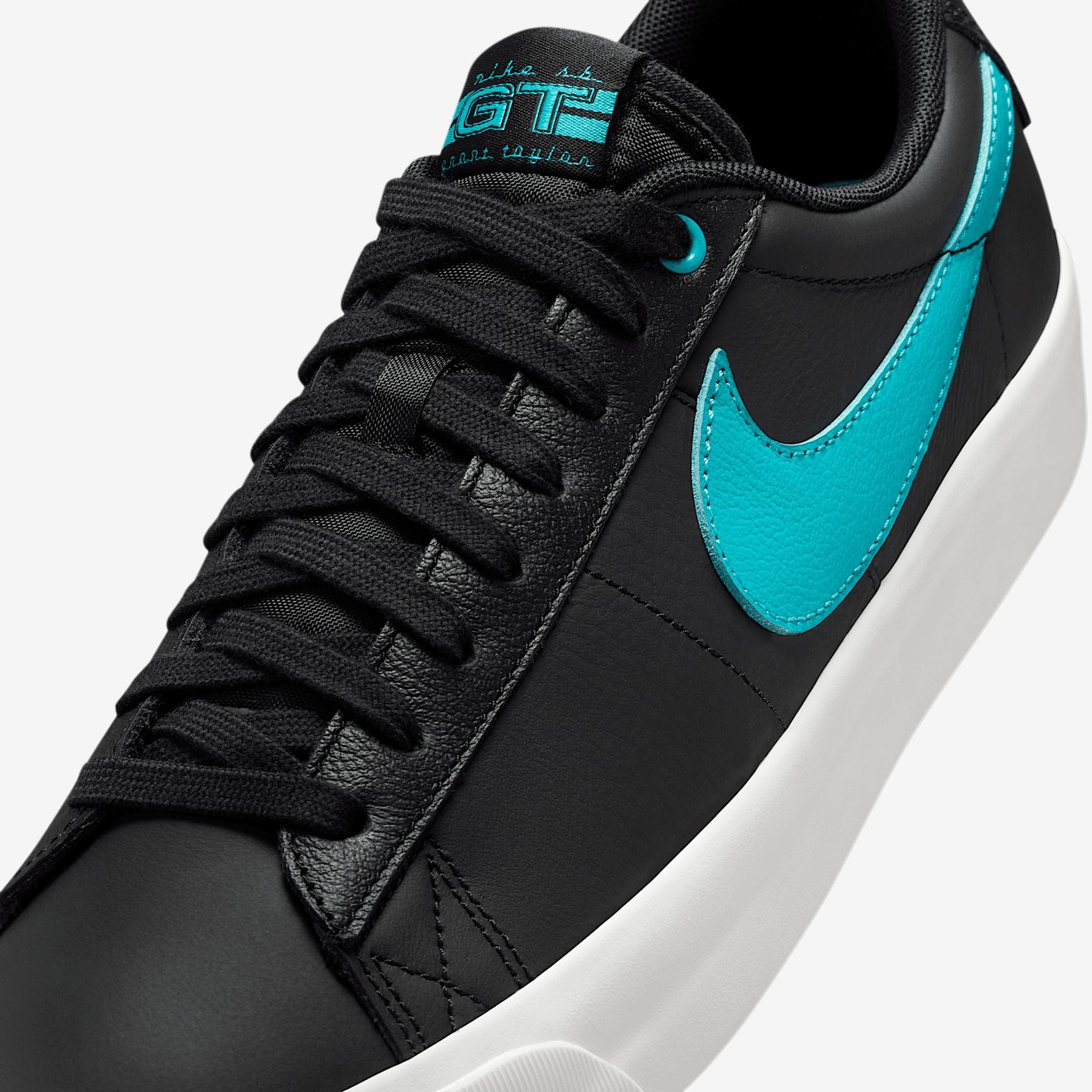 Men's Nike SB Blazer Low Pro GT Shoes Product Image