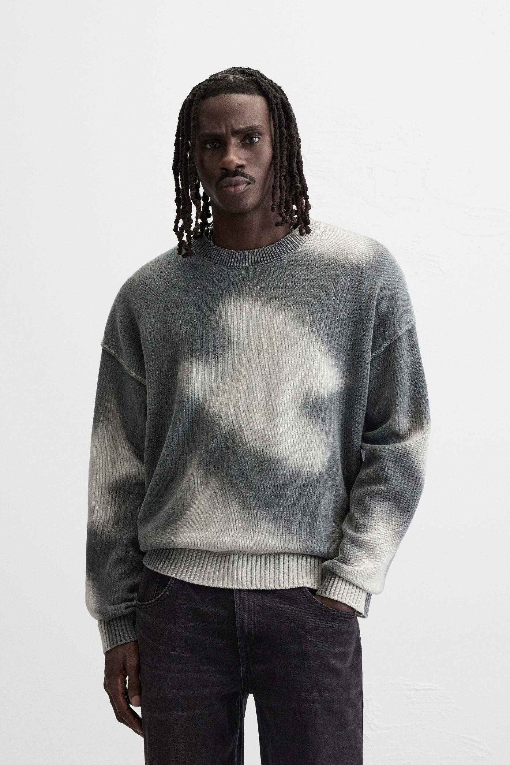 FADE PRINT SWEATER Product Image