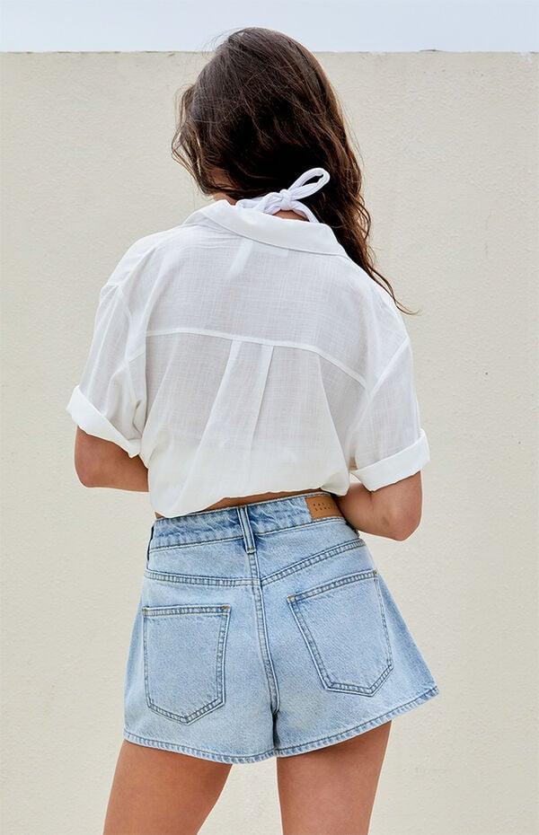 Women's Light Indigo Denim Mom Shorts Product Image
