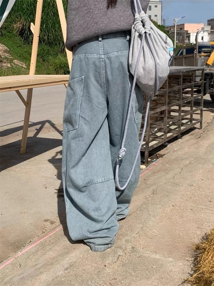 Low Rise Striped Loose-Fit Wide-Leg Jeans Product Image