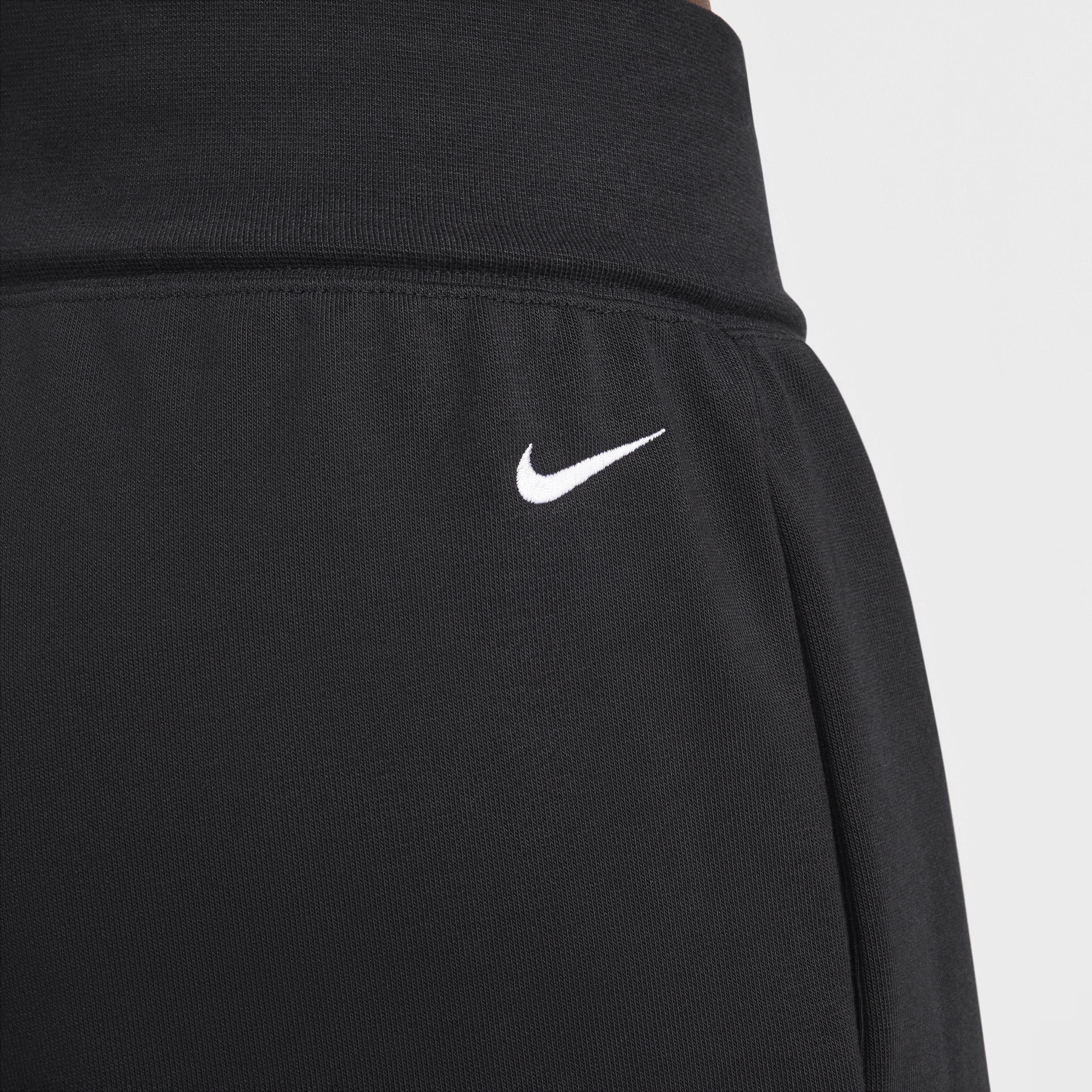 Nike Sportswear Breaking Women's Mid-Rise Oversized French Terry Pants Product Image