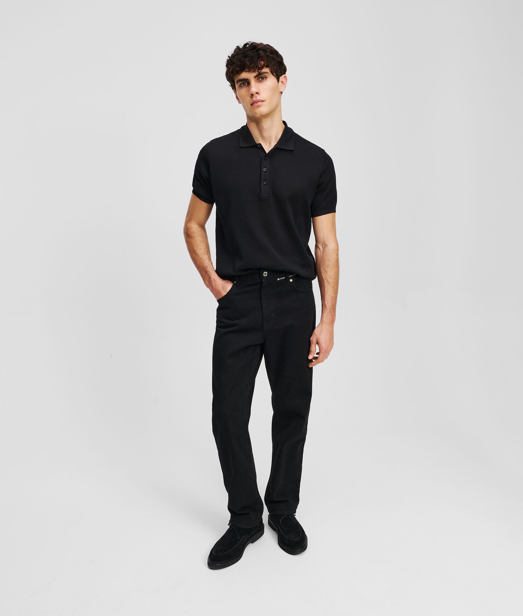 ZIP-DETAIL TAPERED JEANS Product Image