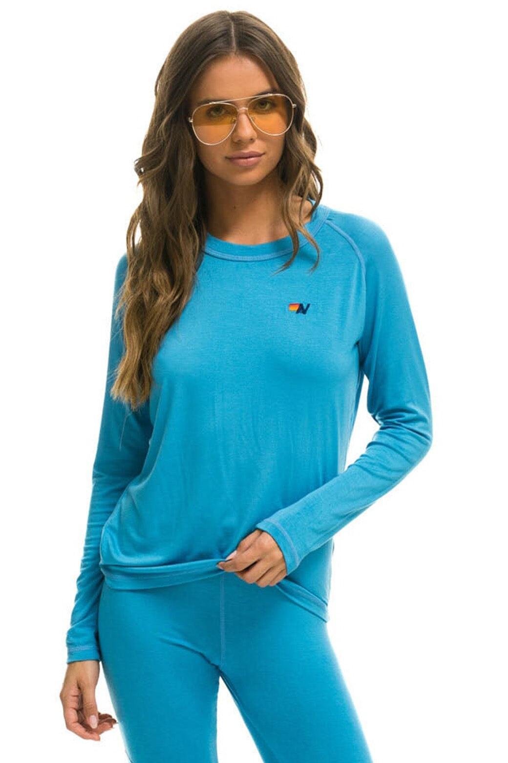 MICRO MODAL BASE LAYER TOP - OCEAN Female Product Image