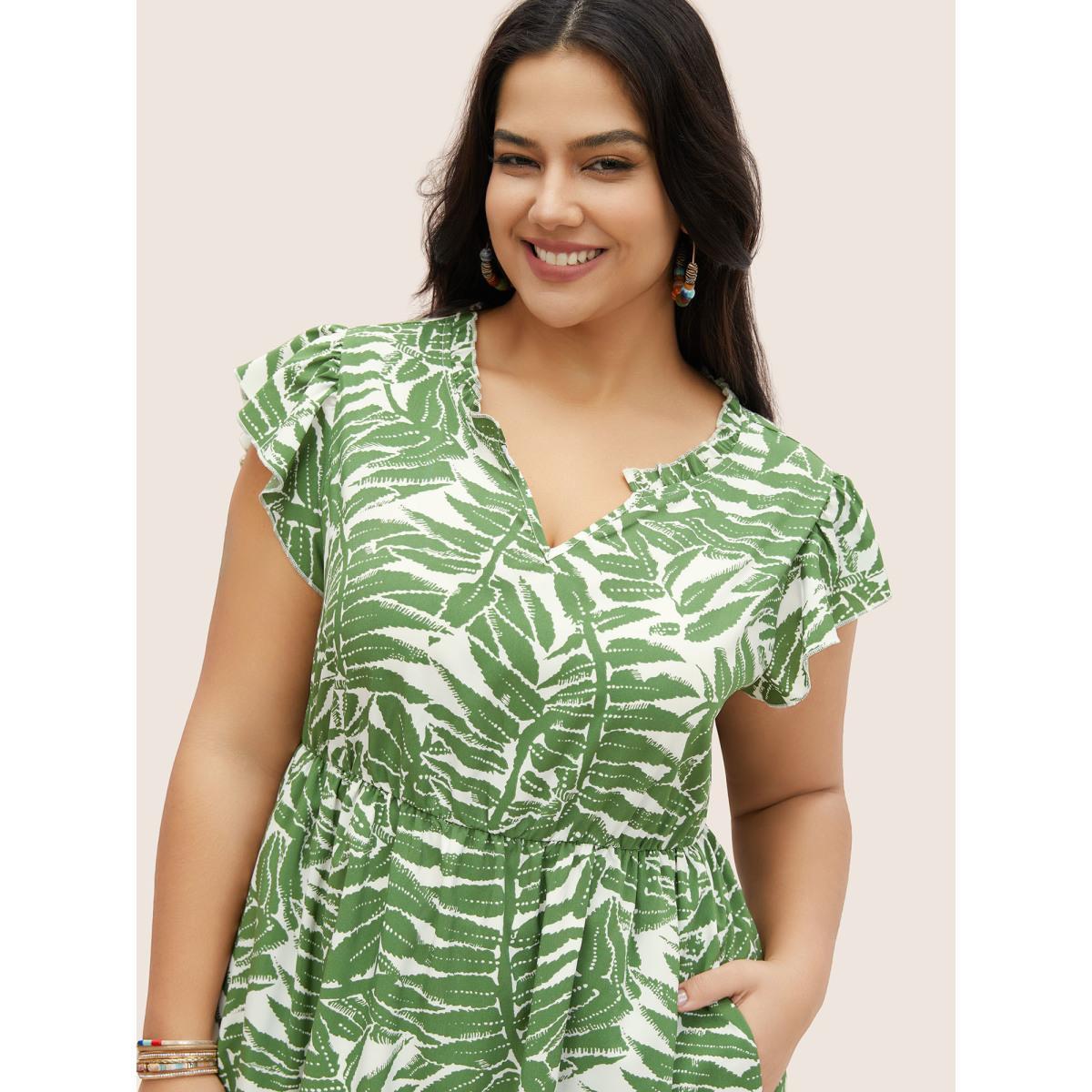 Plus Size Tropical Print Ruffle Cap Sleeve Patchwork Ruffles Dress Moss Women Resort Patchwork Flat collar with V-notch Cap Sleeve Curvy Midi Dress BloomChic 28/5X Product Image