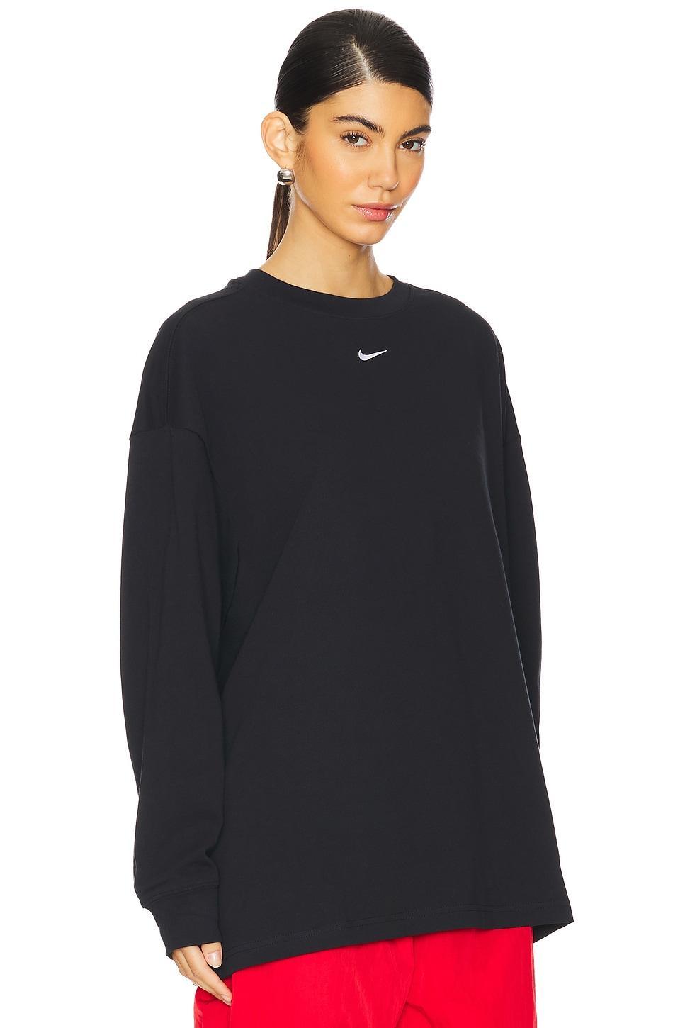 Essential Tee Nike Product Image