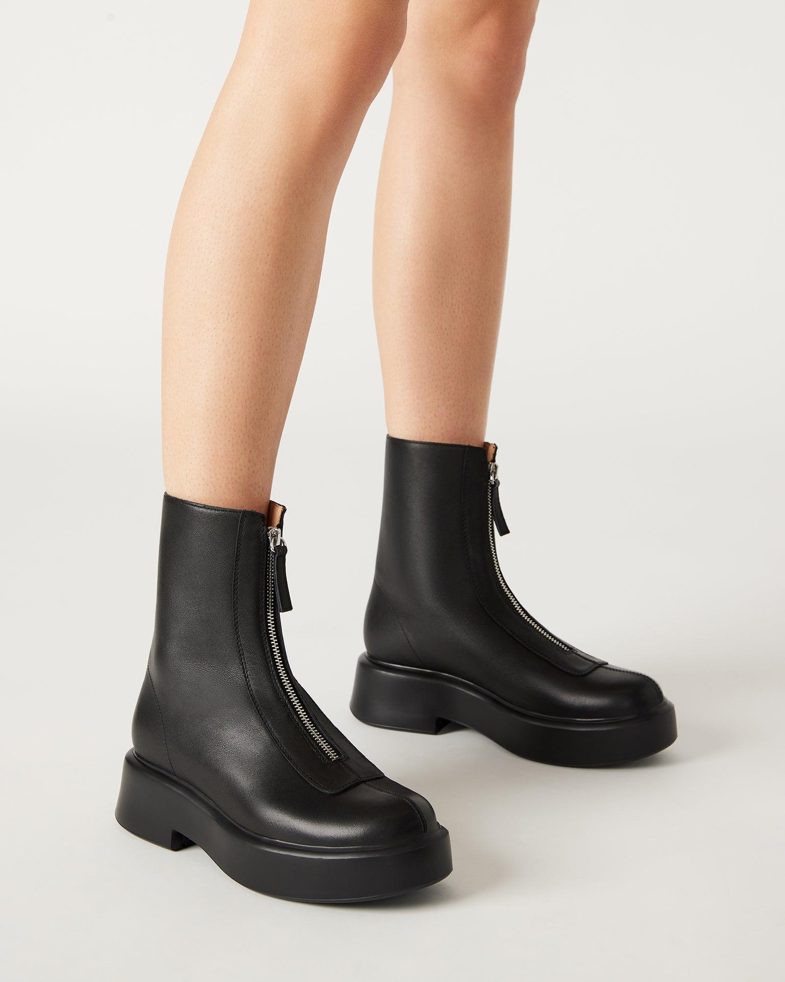 JONES BLACK LEATHER Female Product Image
