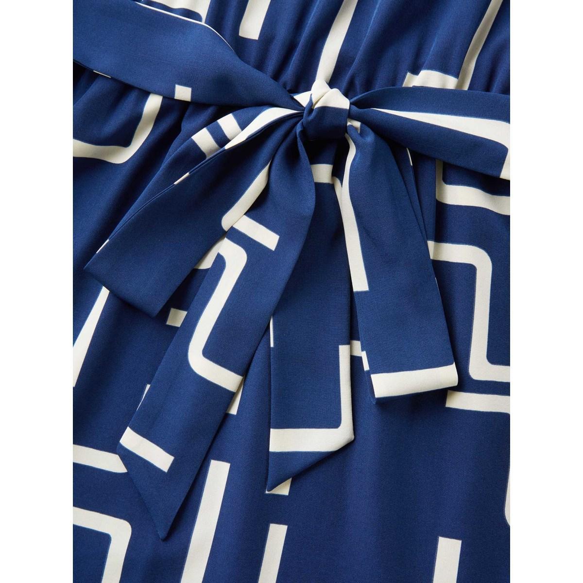 Plus Size Geometric Print Curved Hem Midi Dress Navy Women Flat collar with V-notch Short sleeve Curvy BloomChic 14-16/1X Product Image
