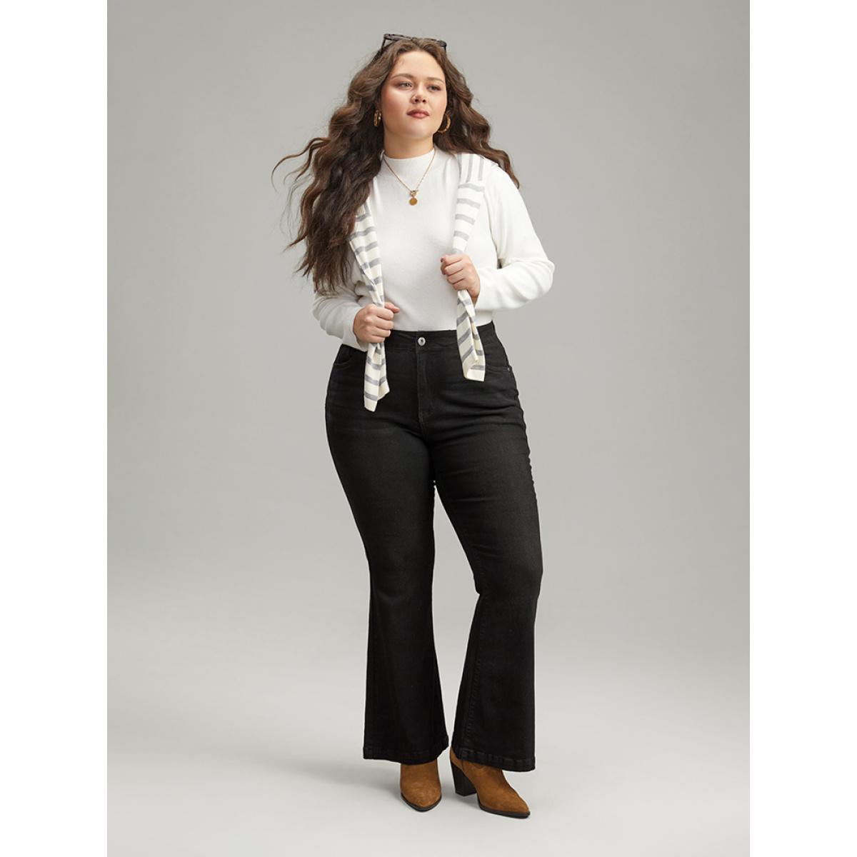 Plus Size Flare Leg High Rise Full Length Jeans Women Black Casual Plain Plain High stretch Pocket Jeans BloomChic 22/3X Product Image