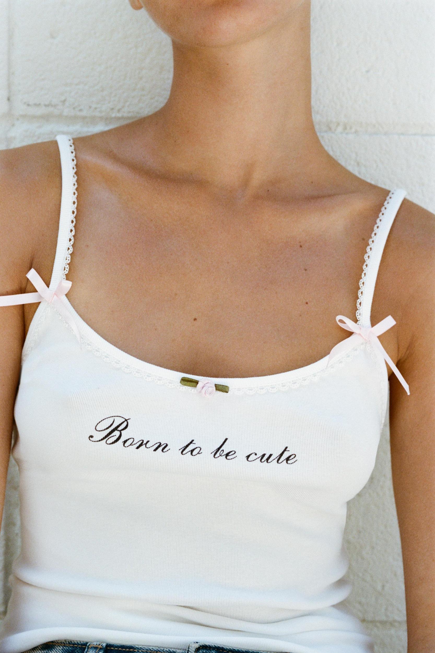 FLOWER TEXT BOW TOP Product Image