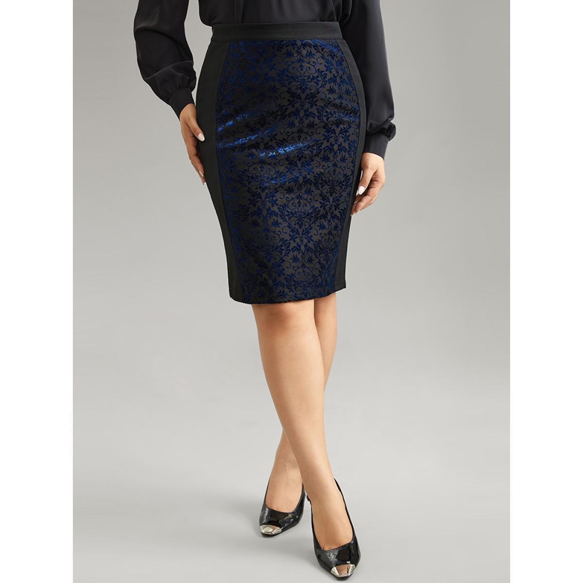 Plus Size Silhouette Floral Print Contrast Flocking Skirt Women Black Elegant Velvet Bodycon Medium stretch Everyday Skirts BloomChic 26/4X Product Image
