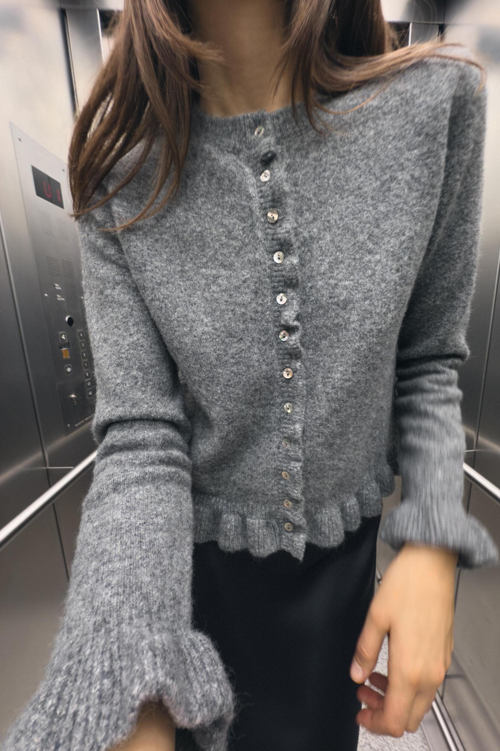 RUFFLED KNIT CARDIGAN Product Image