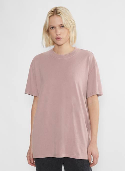 soft feels™ bike-short t-shirt Product Image