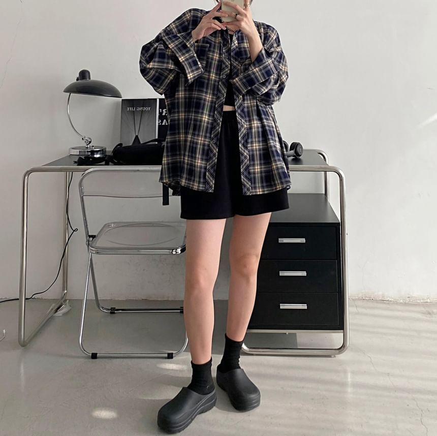 Long-Sleeve Plaid Shirt Product Image