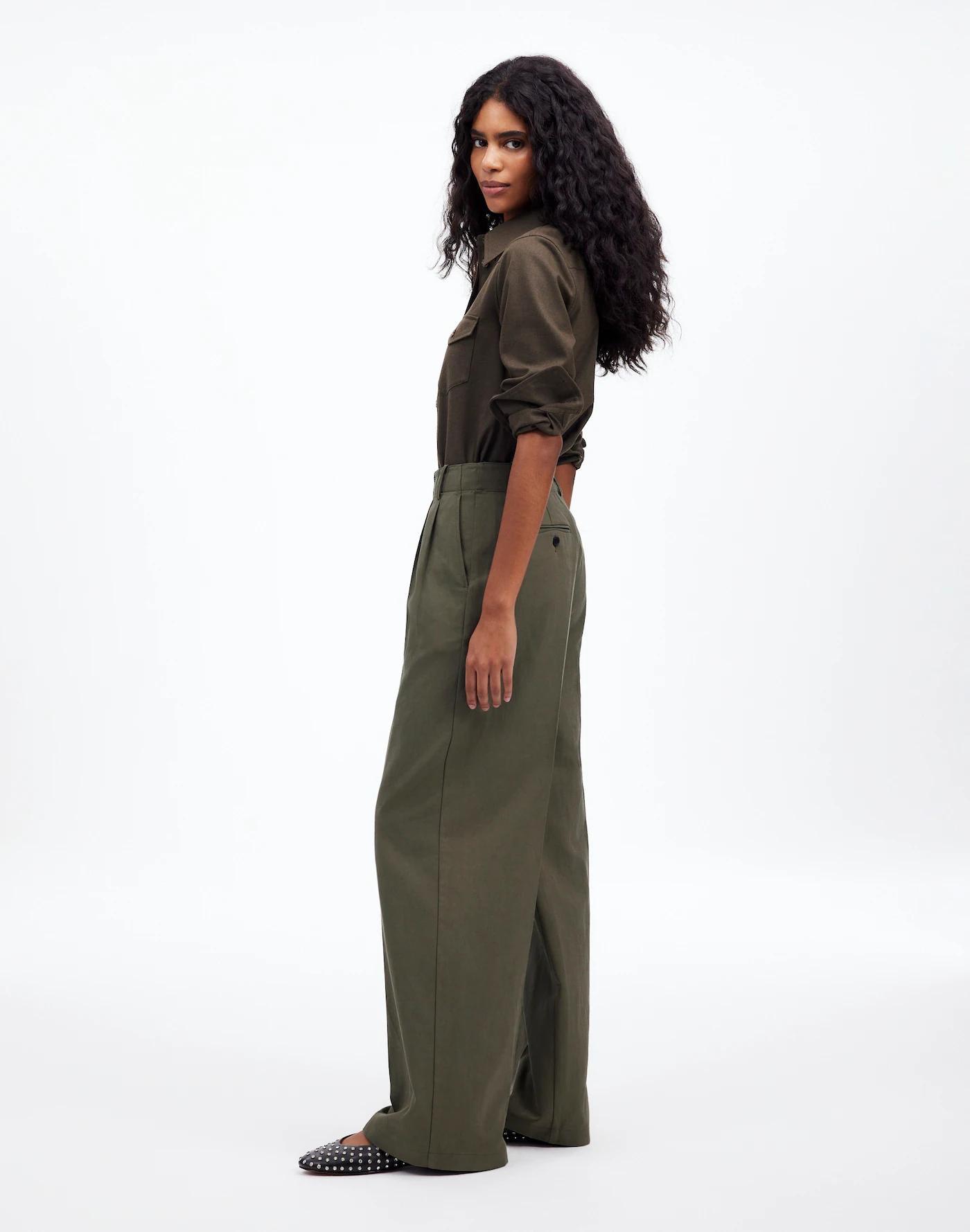 The Harlow Wide-Leg Pant in Drapey Twill Product Image