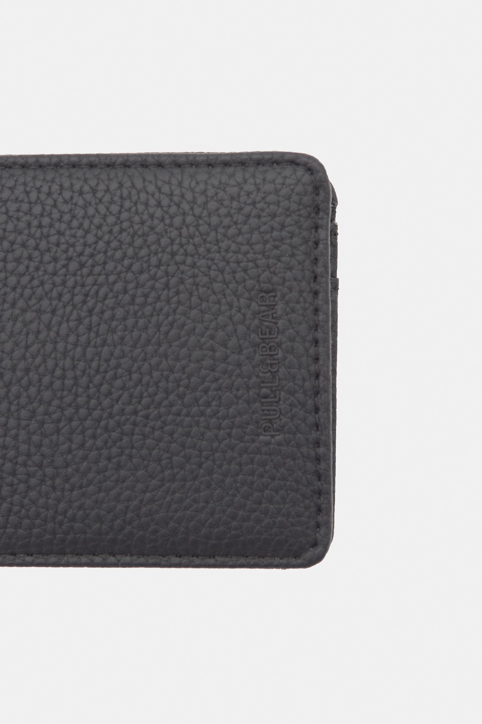 Faux leather wallet Product Image