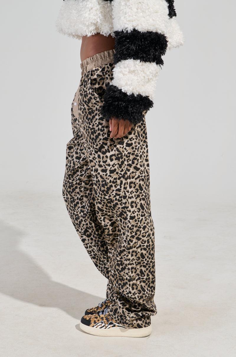 KISS ME CHEETAH PANT Product Image