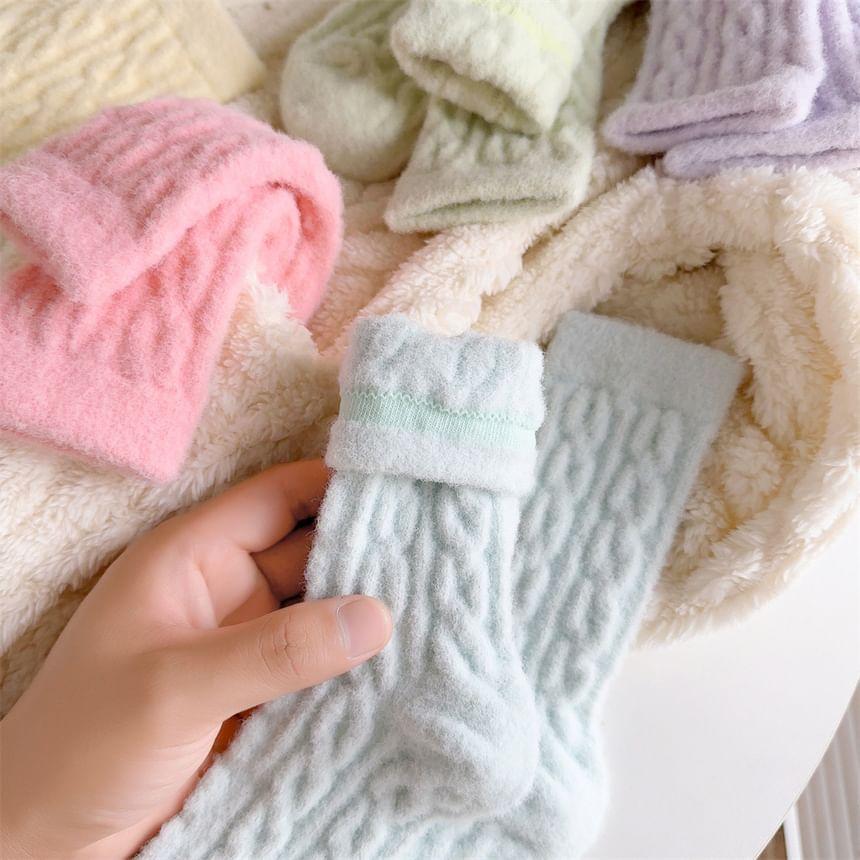 Plain Cable-Knit Socks Product Image
