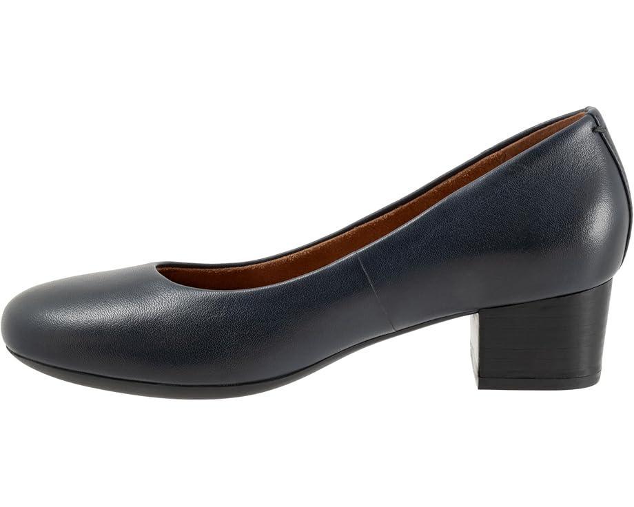 Dress Classic 35 Pump Product Image