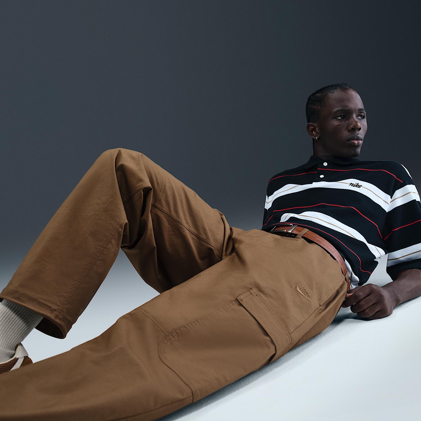 Nike Sportswear Club Men's Woven Cargo Pants Product Image