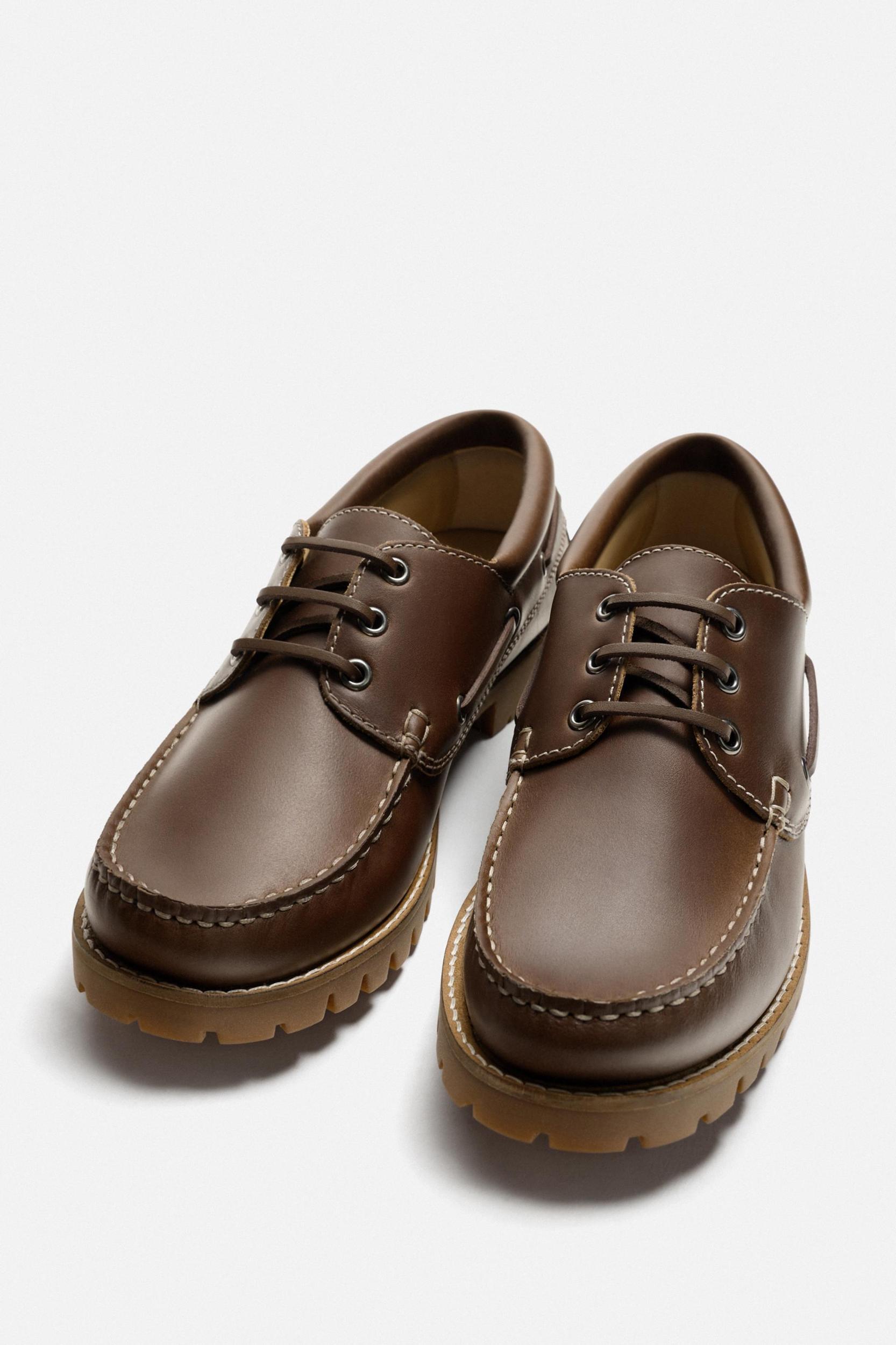 LEATHER BOAT SHOES Product Image