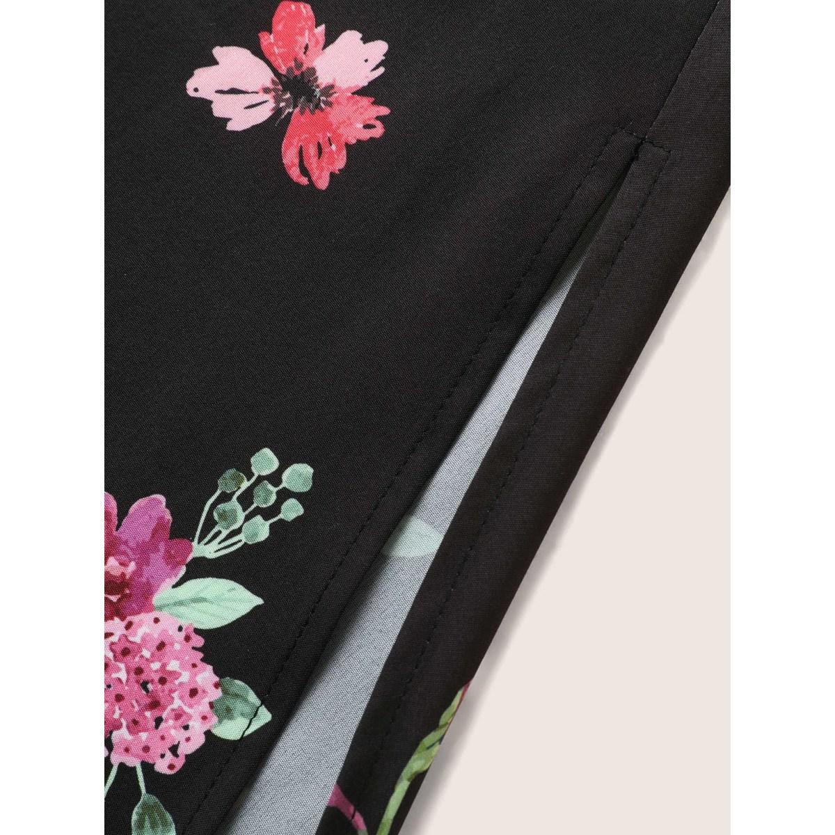 Plus Size Boho Print V Neck Elastic Waist Dress Black Women Elegant Gathered V-neck Short sleeve Curvy BloomChic 26/4X Product Image
