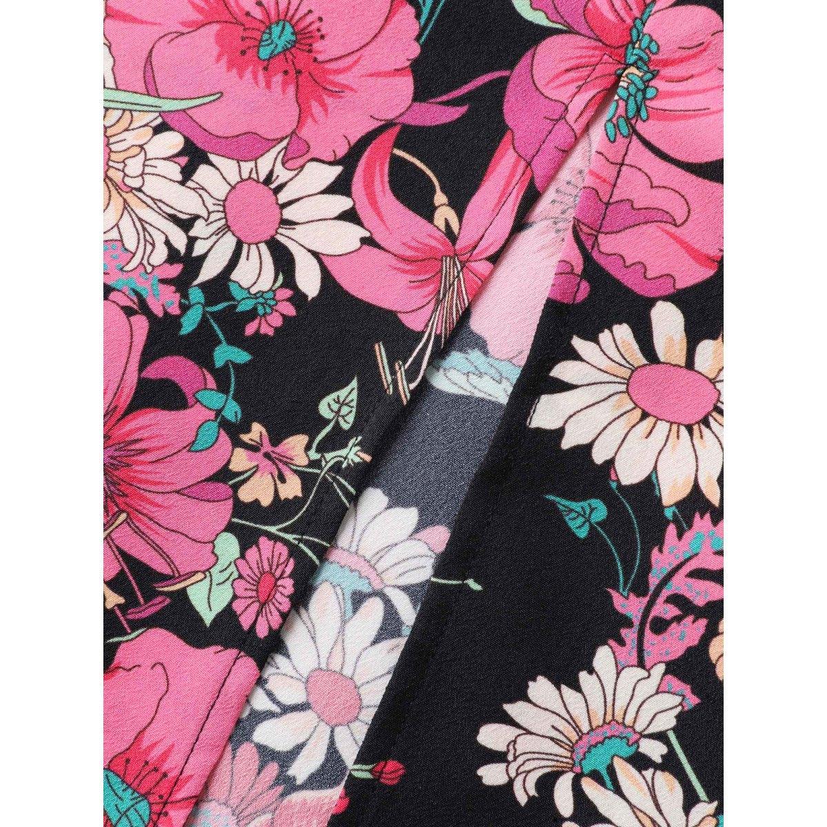 Plus Size Pleated Side Pockets Floral Midi Dress Black Women Tucked seam Non Sleeveless Curvy BloomChic 26/4X Product Image