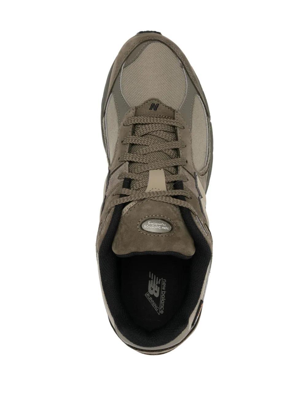 2002R sneakers Product Image