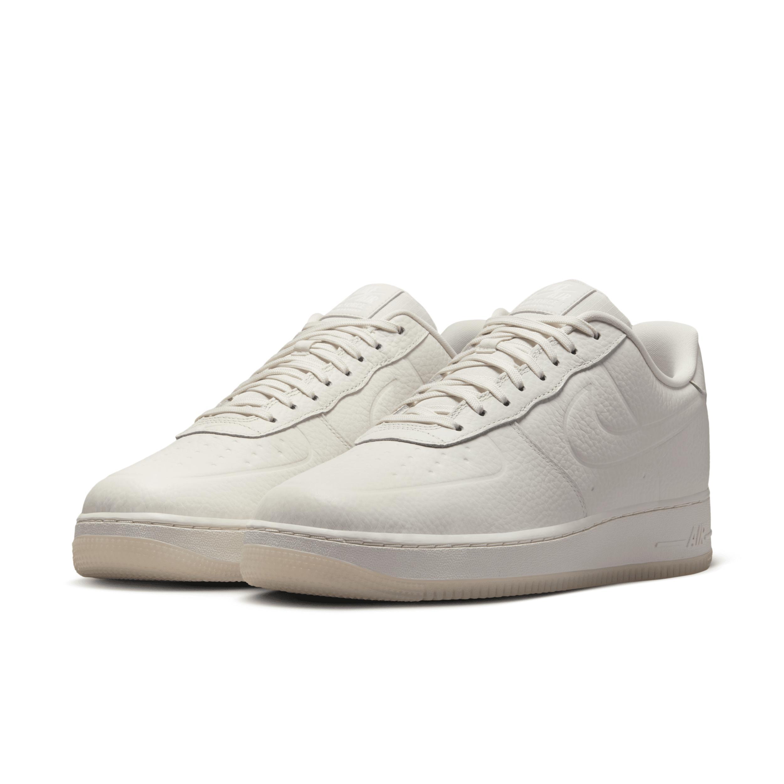 Mens Nike Air Force 1 07 Pro Tech Low Casual Shoes Product Image
