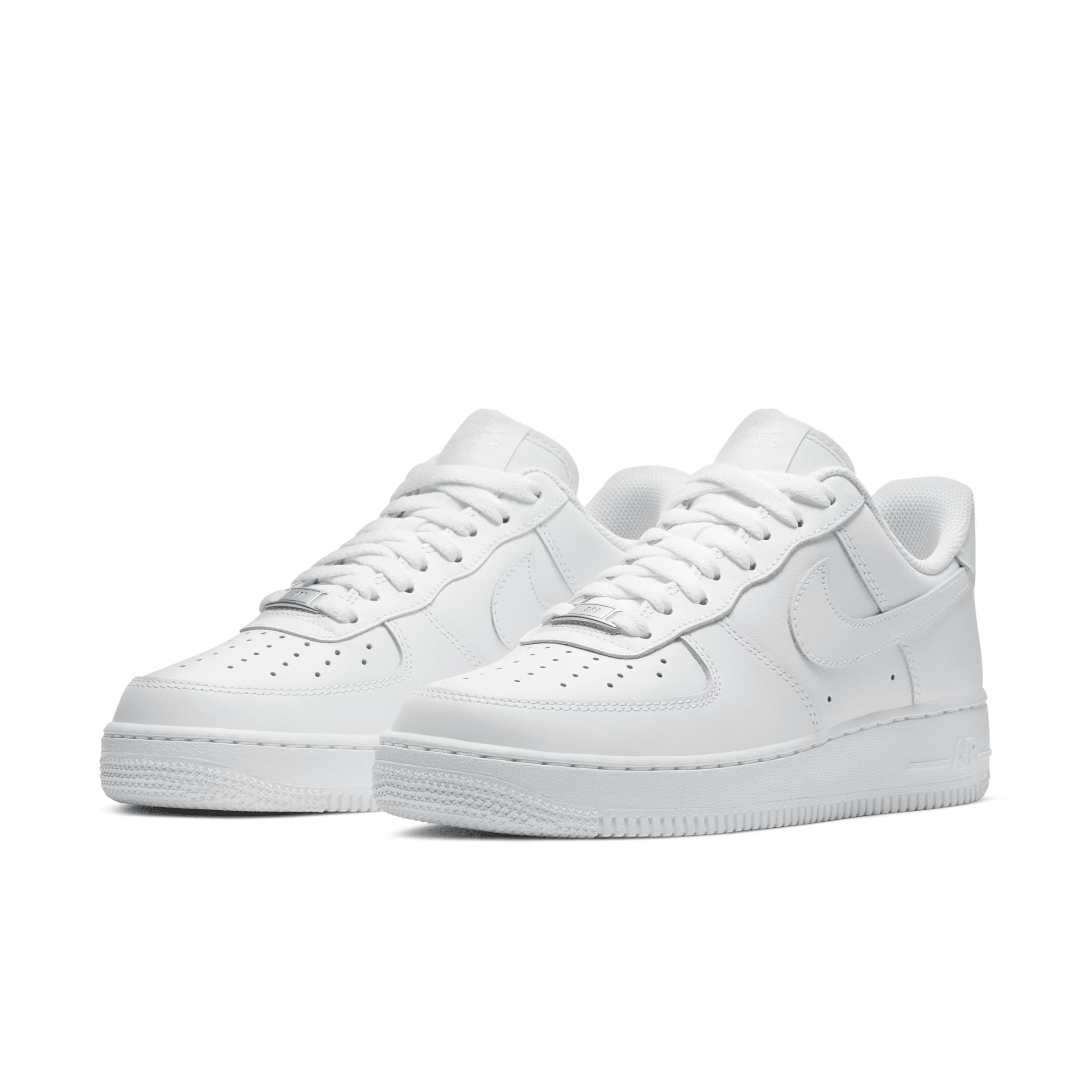 Nike Women's Air Force 1 '07 Shoes Product Image