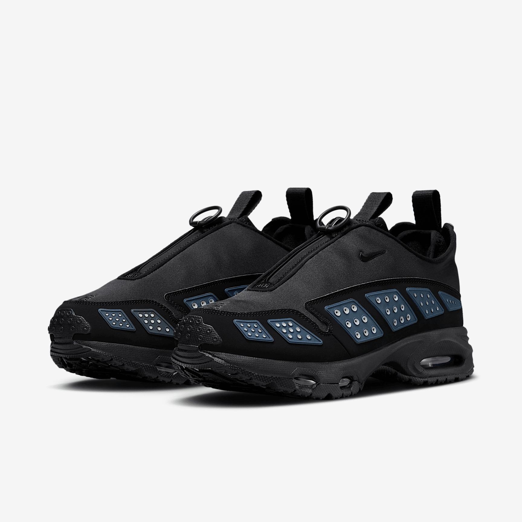 Nike Women's Air Max SNDR Shoes Product Image