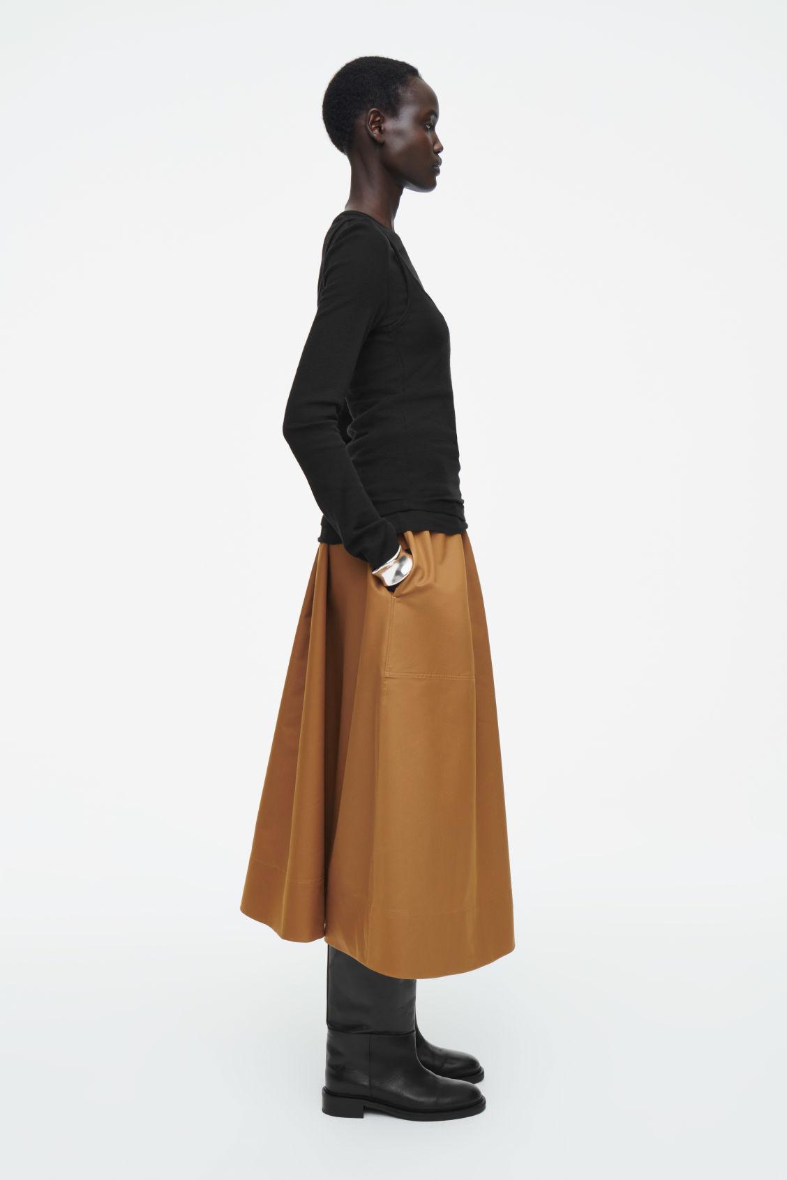 GATHERED A-LINE MIDI SKIRT Product Image