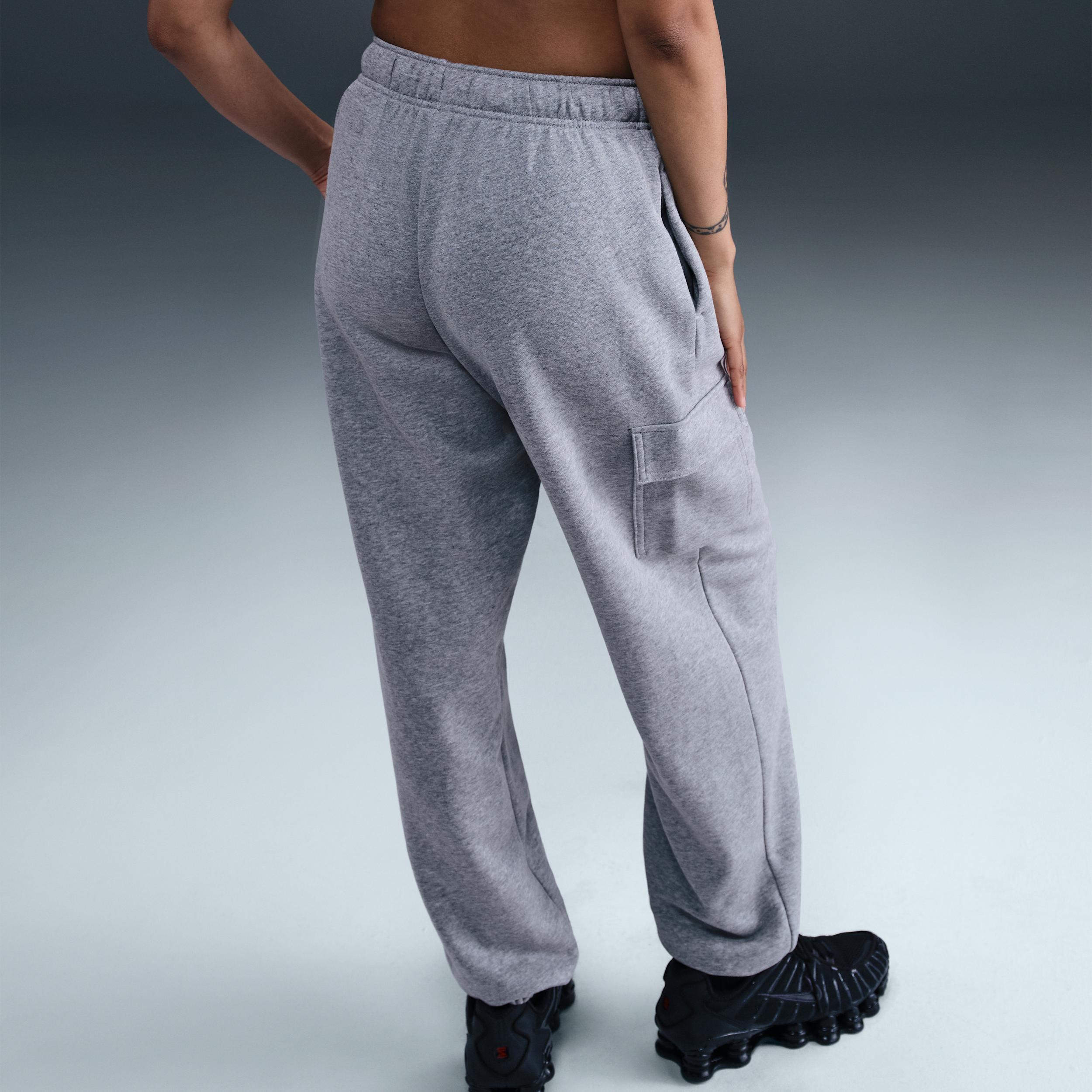 Women's Nike Sportswear Club Fleece Mid-Rise Oversized Cargo Sweatpants Product Image