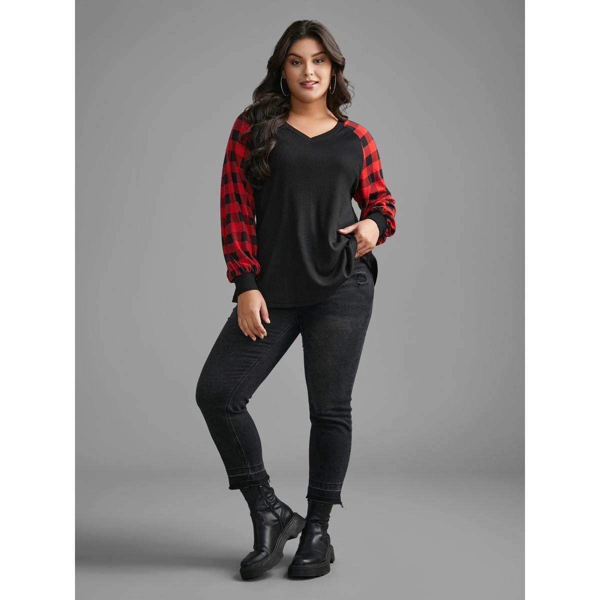 Plus Size V Neck Plaid Patchwork Contrast T-shirt Black Women Casual Contrast V-neck Everyday T-shirts BloomChic 28/5X Product Image