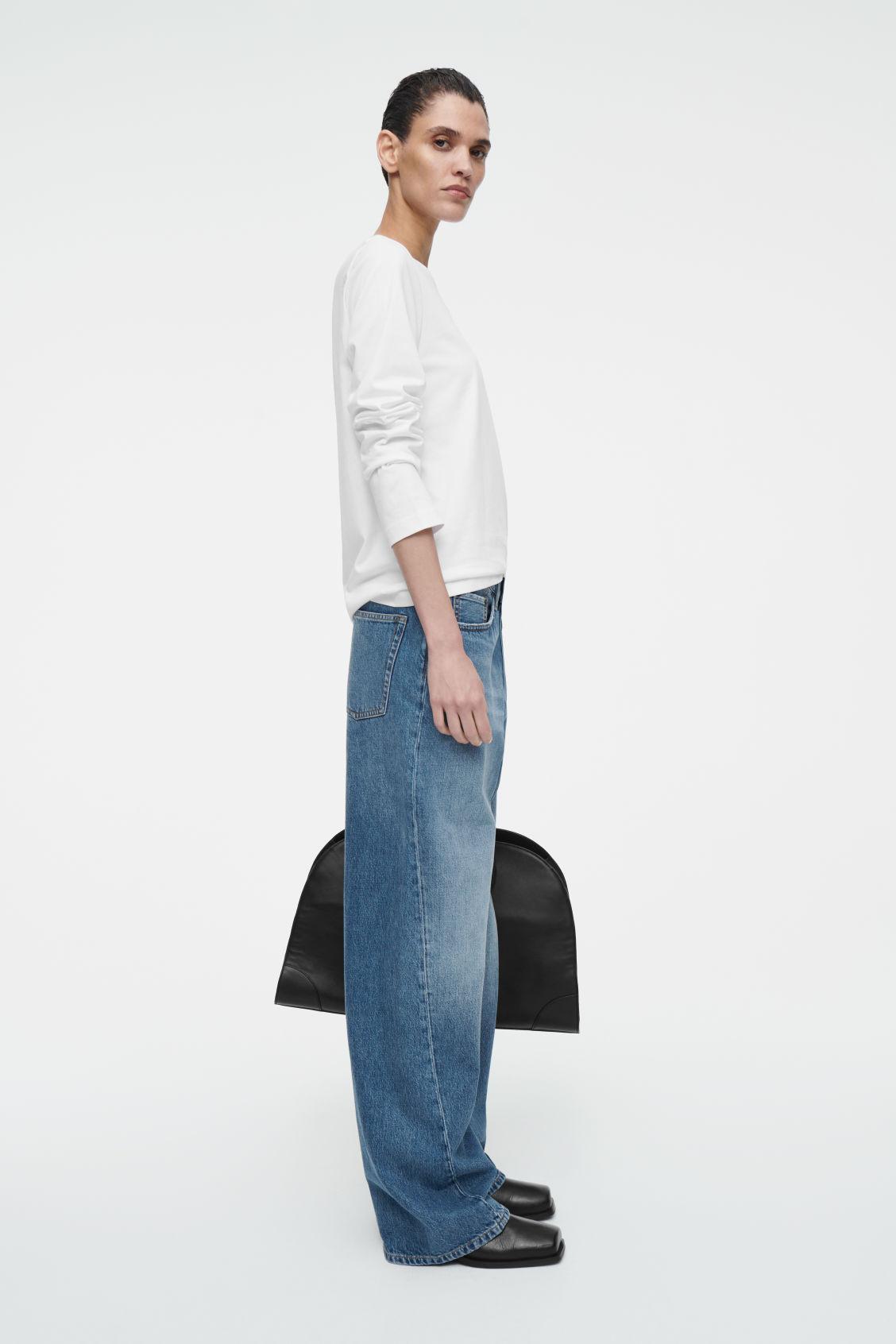 24/7 LONG-SLEEVED T-SHIRT Product Image