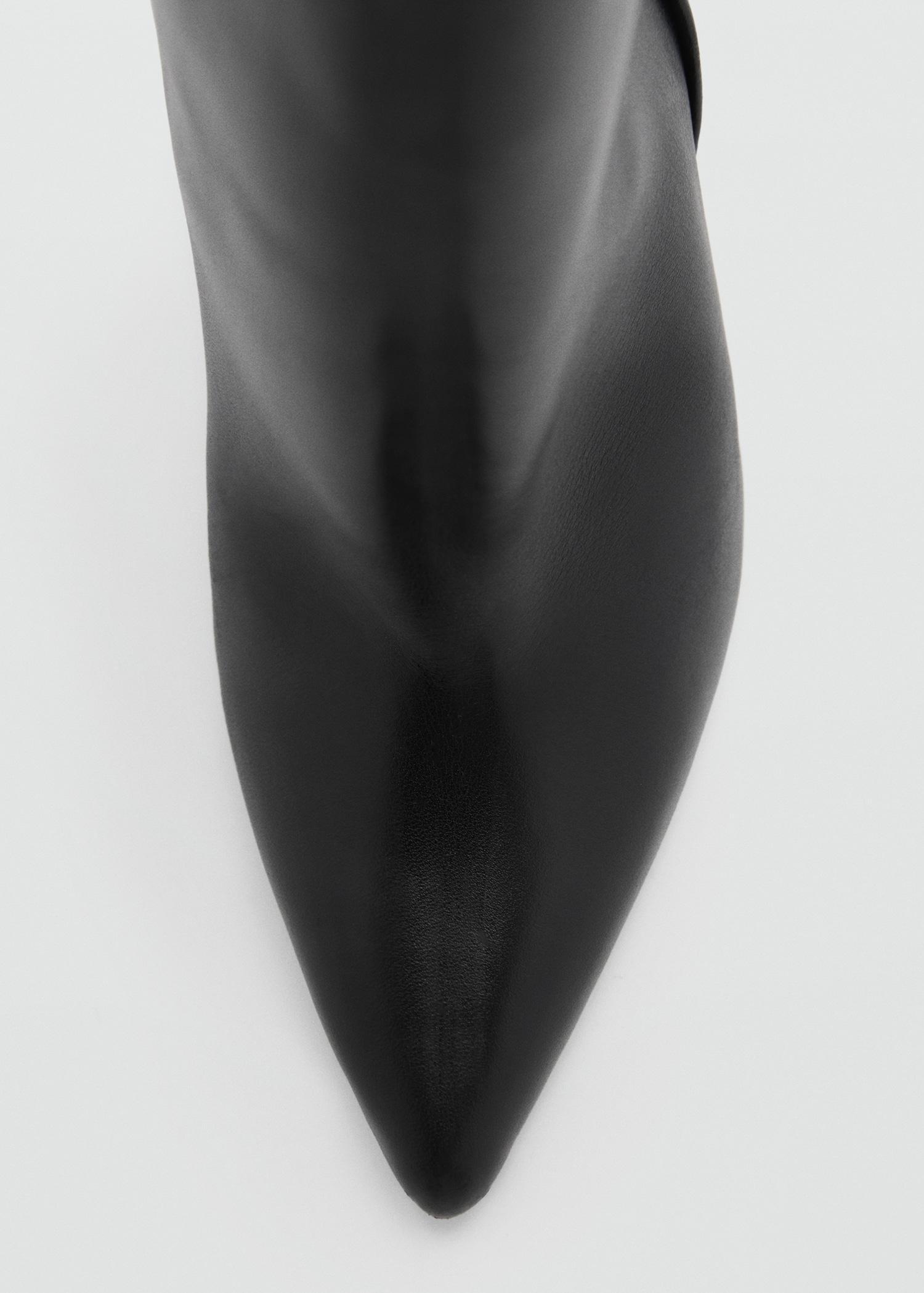 Knee-high leather boots with ruched detail - Women | MANGO USA Product Image