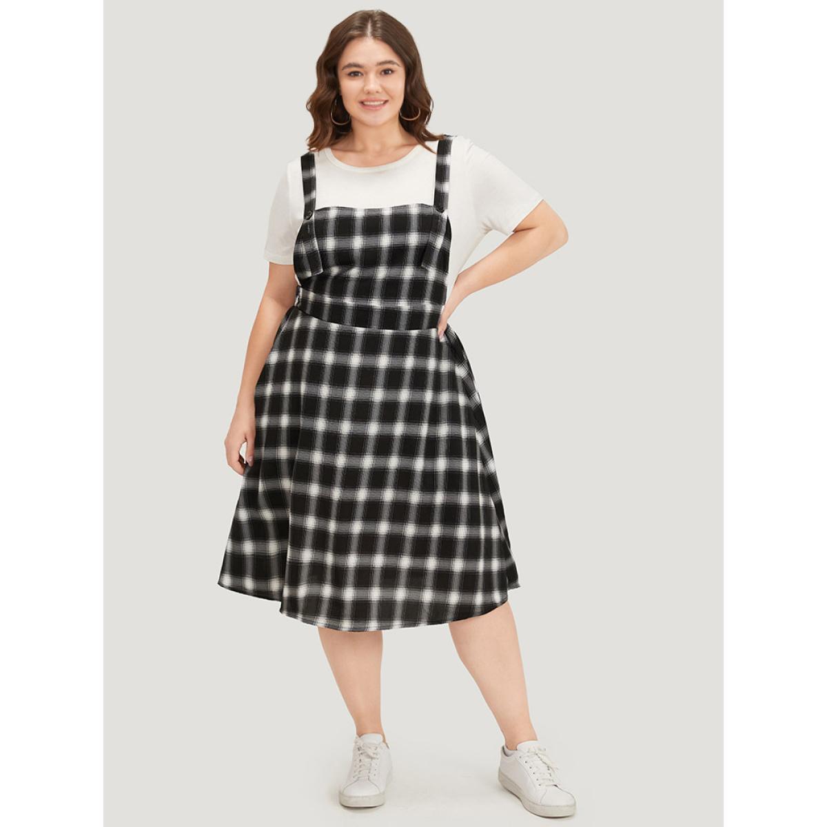 Plus Size Plaid Pocket Elastic Waist Overall Cami Dress Black Women Casual Adjustable Straps Spaghetti Strap Sleeveless Curvy Knee Dress BloomChic 12/L Product Image