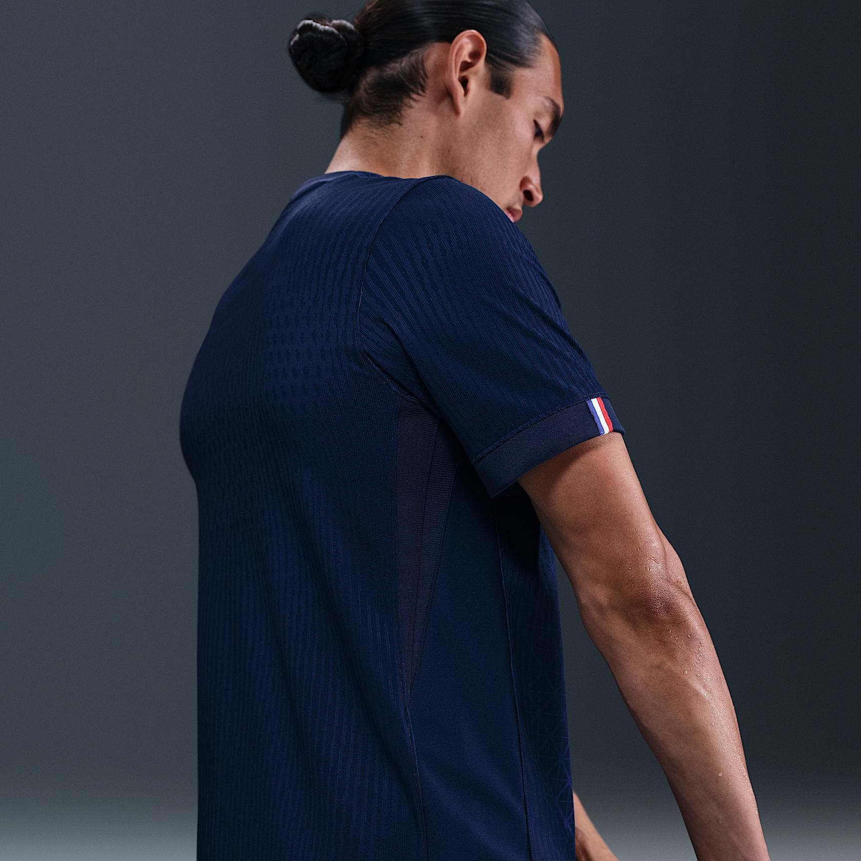 Paris Saint-Germain 2025/26 Match Home Men's Nike Dri-FIT ADV Soccer Authentic Jersey Product Image
