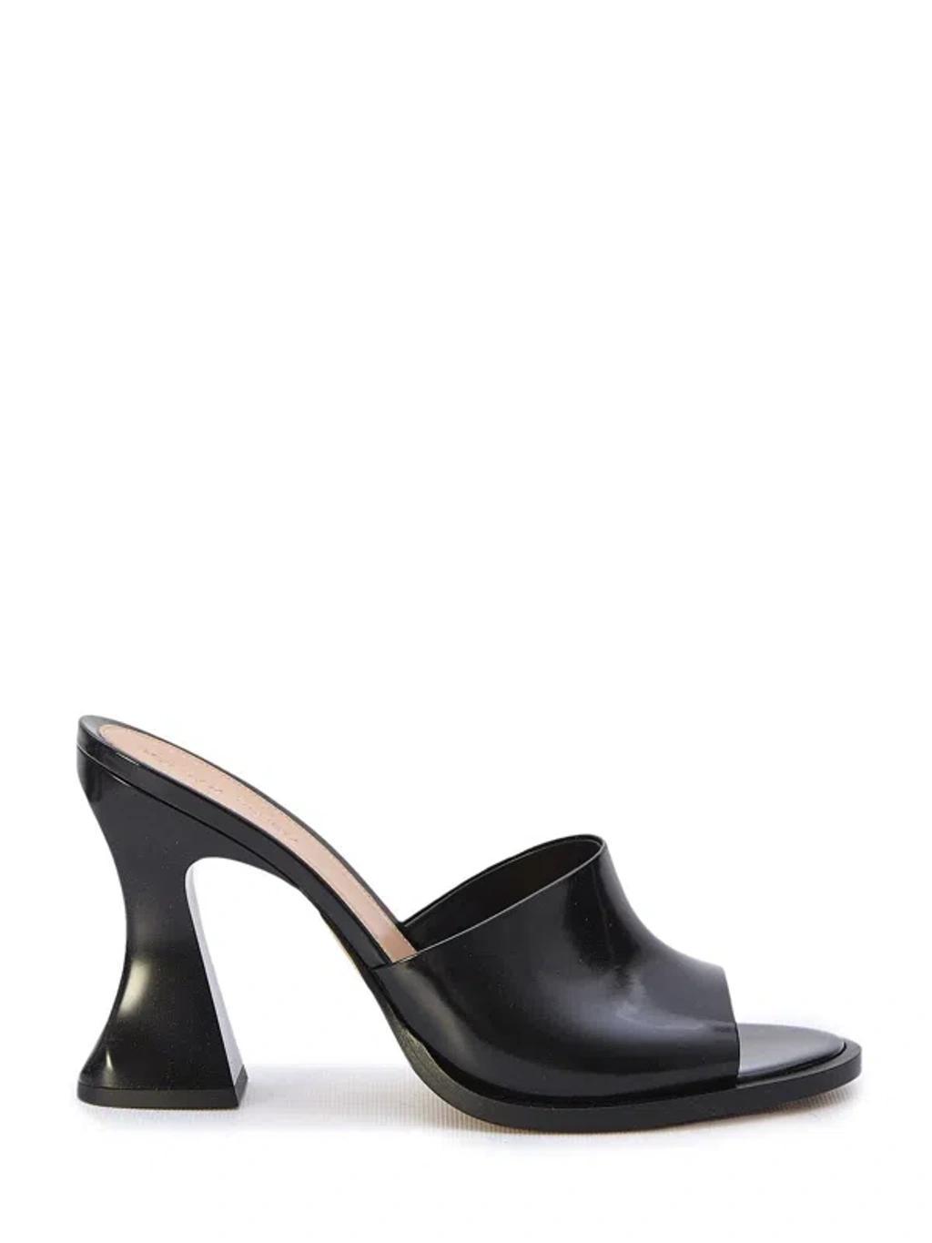 BOTTEGA VENETA Cha-cha Mules In Black Product Image