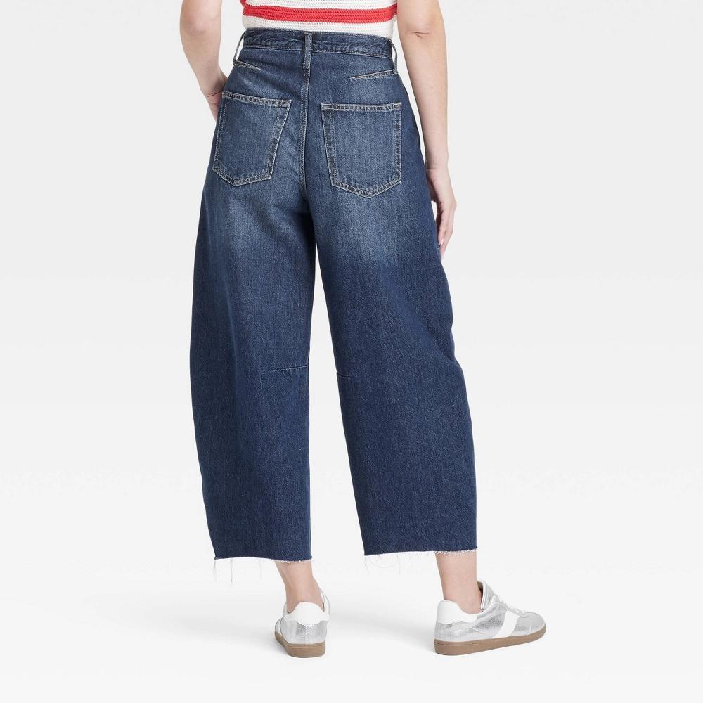 Women's High-Rise Curved Leg Barrel Jeans - Universal Thread™ Dark Wash 16: Heavyweight Denim, Raw Edge Hem Product Image